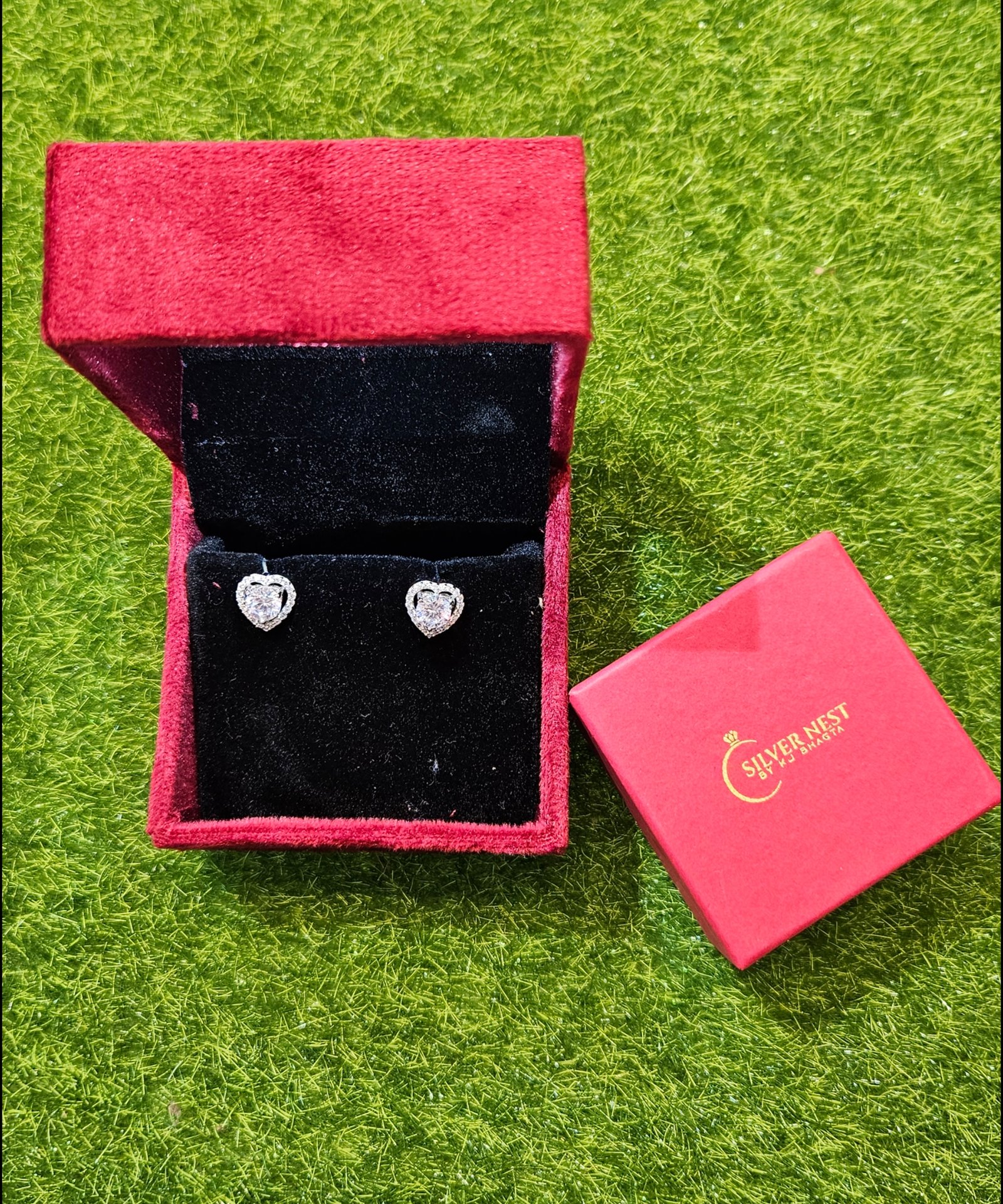 Silver stud(ladies)
