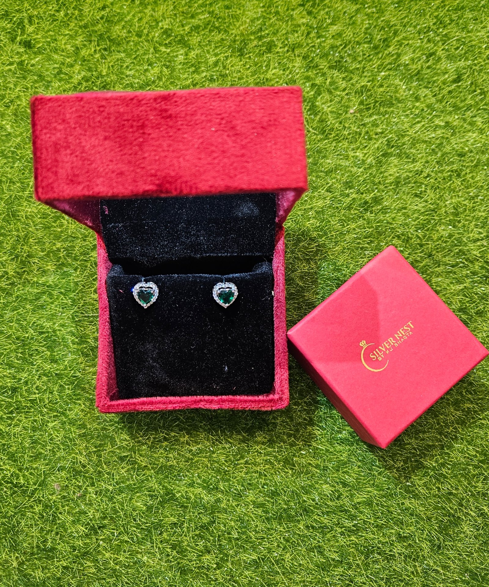 Silver stud(ladies)